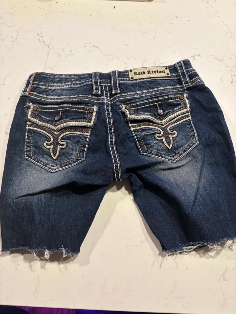 Rock Revival Frayed Hem Denim Easy Shorts Size 30 - Picture 3 of 7